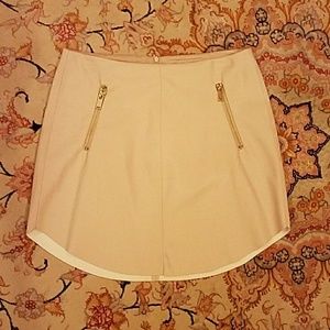 Faux leather skirt in creme